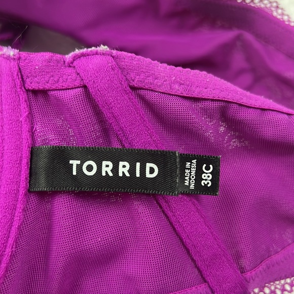Torrid Magenta Purple Lace Strap Racerback 38C - Picture 3 of 3